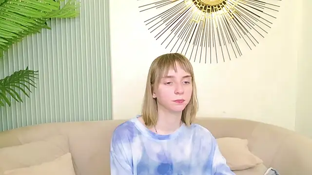 Snapshot of Beverly_Gomes chatting on October 4, 2025, 7:12 pm Beverly Gomes online show from October 4, 2025, 7:12 pm