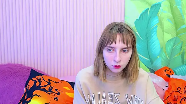 Snapshot of Beverly_Gomes chatting on October 19, 2025, 5:52 am Beverly Gomes online show from October 19, 2025, 5:52 am