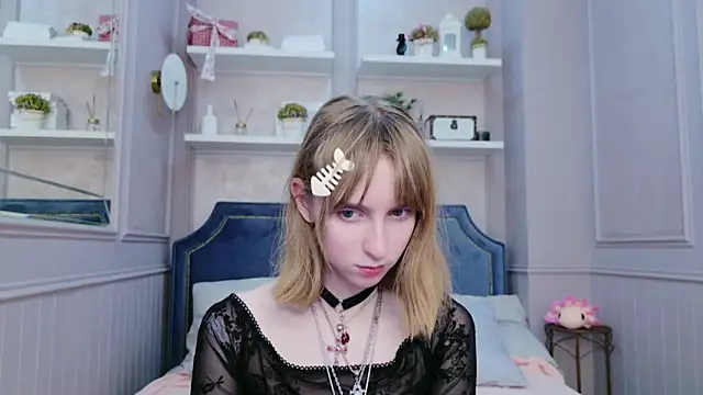 Snapshot of Beverly_Gomes chatting on November 7, 2025, 3:56 pm Beverly Gomes online show from November 7, 2025, 3:56 pm