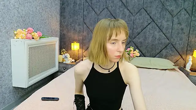 Snapshot of Beverly_Gomes chatting on July 3, 2026, 3:18 pm Beverly Gomes online show from July 3, 2026, 3:18 pm