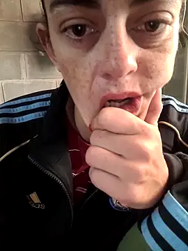 Almendrasexy online show from October 22, 2025, 11:54 am