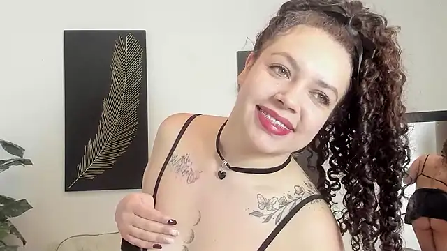 RubyStrong online show from October 1, 2025, 1:17 pm