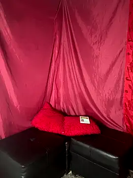 Snapshot of Dark_chanel chatting on November 1, 2025, 5:31 am Dark chanel online show from November 1, 2025, 5:31 am