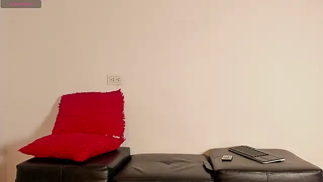 Snapshot of Dark_chanel chatting on November 14, 2025, 4:33 am Dark chanel online show from November 14, 2025, 4:33 am