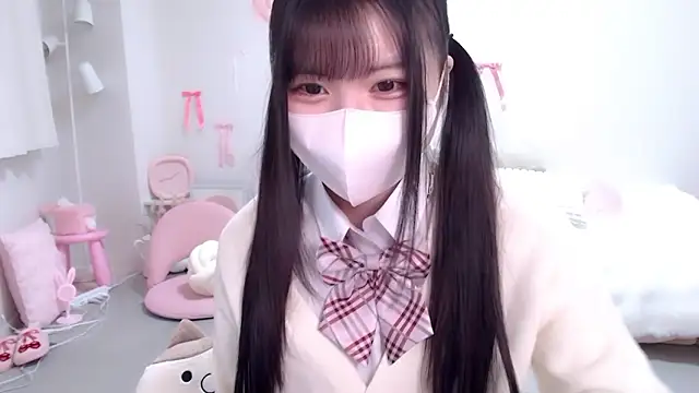 moka-neko online show from November 26, 2025, 1:23 pm