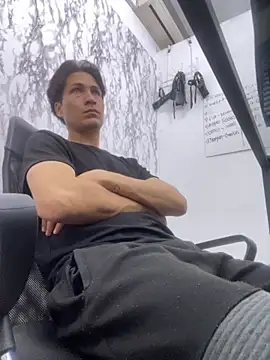 Snapshot of StevenHumps chatting on October 4, 2025, 3:26 am StevenHumps online show from October 4, 2025, 3:26 am