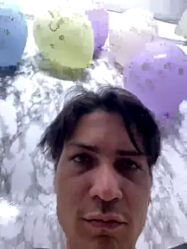 Snapshot of StevenHumps chatting on October 14, 2025, 6:25 am StevenHumps online show from October 14, 2025, 6:25 am