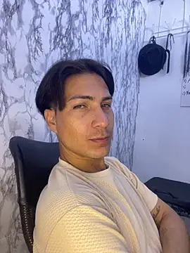 Snapshot of StevenHumps chatting on October 24, 2025, 7:49 am StevenHumps online show from October 24, 2025, 7:49 am