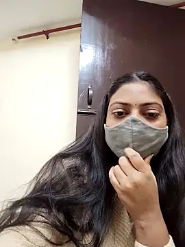 Kajal-baby07 online show from November 12, 2025, 4:07 pm