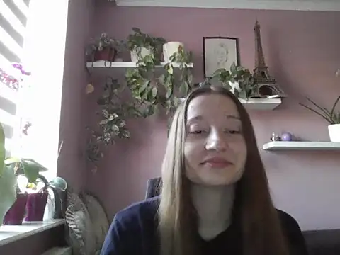 Snapshot of LindaPretty chatting on September 9, 2025, 6:13 am LindaPretty online show from September 9, 2025, 6:13 am