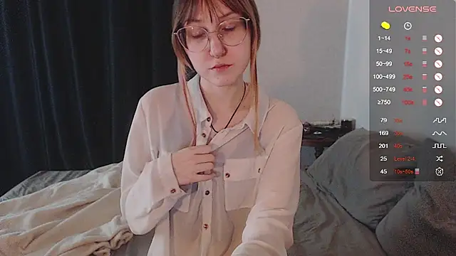 ohmycheryl online show from November 17, 2025, 7:30 pm