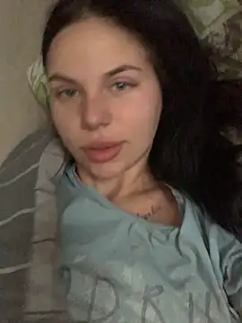 ksenia123 online show from November 5, 2025, 7:08 am