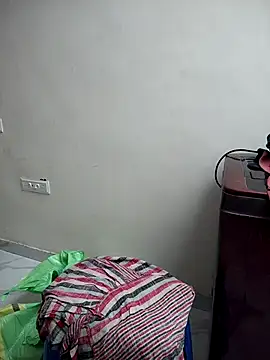 Snapshot of your_favourite_bhabhi chatting on November 15, 2025, 6:00 am your favourite bhabhi online show from November 15, 2025, 6:00 am