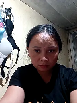 -Kitty-92 online show from October 1, 2025, 5:13 am