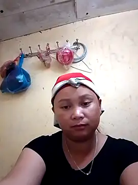 -Kitty-92 online show from October 14, 2025, 11:05 pm