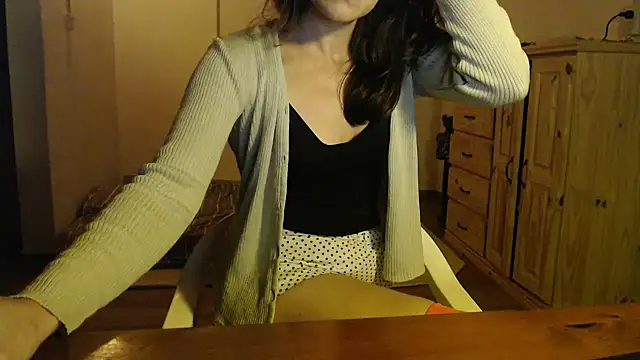 Missforever online show from April 15, 2026, 11:05 pm