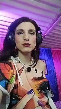 Moira-Hot online show from November 28, 2025, 8:22 pm