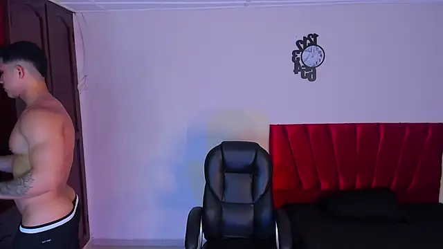 Snapshot of liam_jesus1 chatting on October 6, 2025, 11:24 pm liam jesus1 online show from October 6, 2025, 11:24 pm