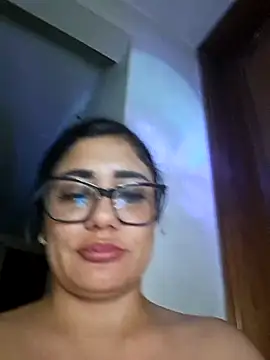 Monse--145 online show from November 25, 2025, 3:39 am