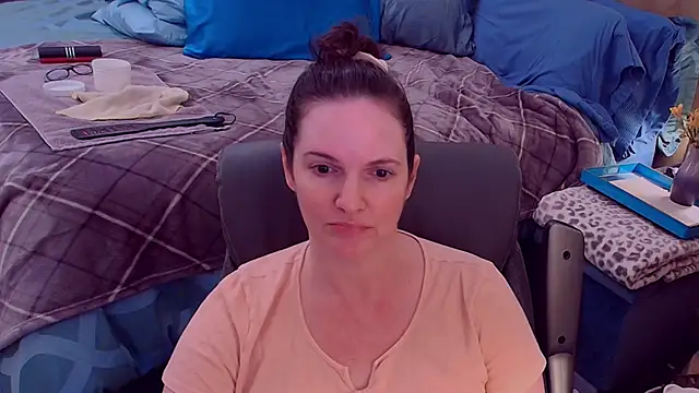 ninajaymes online show from October 13, 2025, 12:21 am