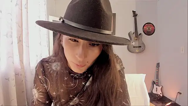 Snapshot of XxnikolayxX chatting on October 16, 2025, 8:43 pm XxnikolayxX online show from October 16, 2025, 8:43 pm