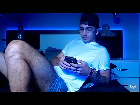 eriikjoness online show from October 4, 2025, 4:21 am