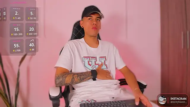 Nickyblazze  online show from November 10, 2025, 12:59 pm