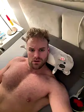 TheKevinboy online show from October 19, 2025, 4:57 am