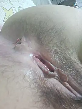 sklkeee05 online show from October 17, 2025, 8:50 am