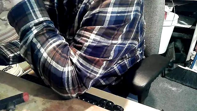 georgew62 online show from February 15, 2026, 4:20 am