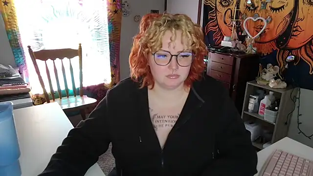 Snapshot of Annikkaa chatting on September 16, 2025, 5:25 pm Annikkaa online show from September 16, 2025, 5:25 pm