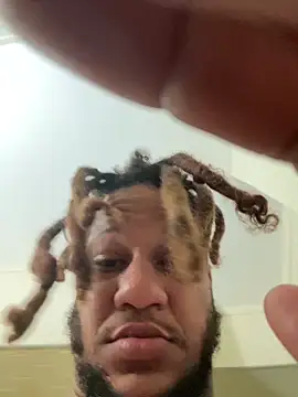 Snapshot of Sexdemonfrfr chatting on October 27, 2025, 4:16 am Sexdemonfrfr online show from October 27, 2025, 4:16 am