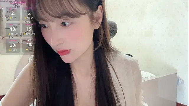 xiaoyun 666 online show from October 9, 2025, 1:31 pm