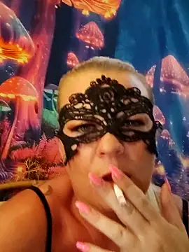 Snapshot of MiriandZacki chatting on September 9, 2025, 5:12 pm MiriandZacki online show from September 9, 2025, 5:12 pm