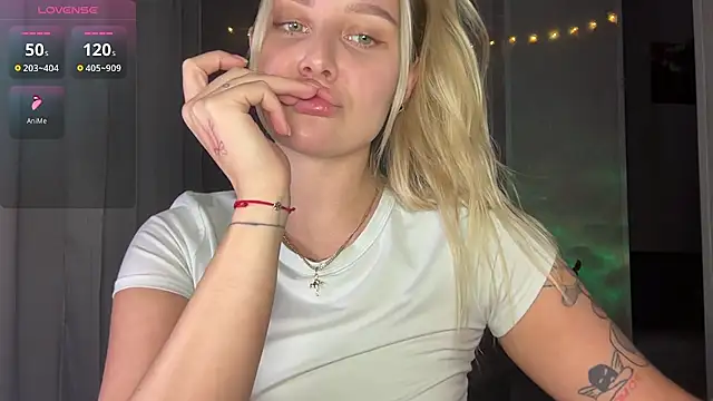 Sasha yourdream online show from November 26, 2025, 10:00 pm