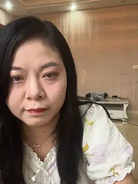 Snapshot of smgirls chatting on October 6, 2025, 8:23 am smgirls online show from October 6, 2025, 8:23 am