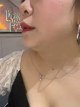 Snapshot of smgirls chatting on October 9, 2025, 9:40 am smgirls online show from October 9, 2025, 9:40 am