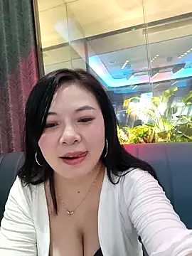 Snapshot of smgirls chatting on October 17, 2025, 11:35 am smgirls online show from October 17, 2025, 11:35 am