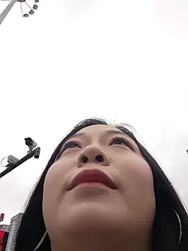 Snapshot of smgirls chatting on October 21, 2025, 9:32 am smgirls online show from October 21, 2025, 9:32 am