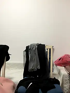 Snapshot of smgirls chatting on November 11, 2025, 5:46 pm smgirls online show from November 11, 2025, 5:46 pm