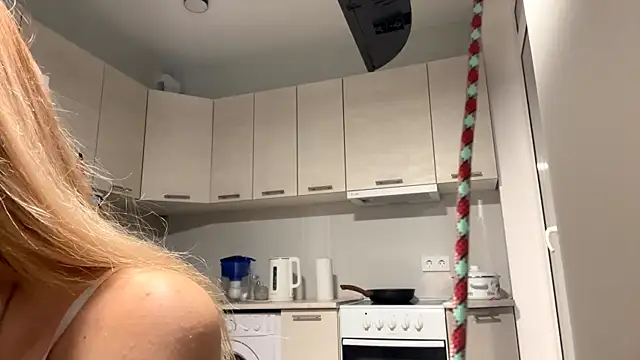 Snapshot of Denni_Spilber chatting on October 23, 2025, 5:23 pm Denni Spilber online show from October 23, 2025, 5:23 pm