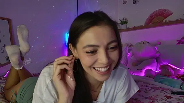 keirasworld online show from May 11, 2026, 12:16 am