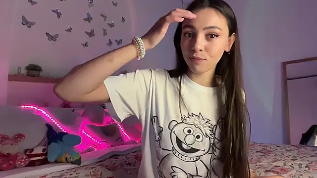 keirasworld online show from June 1, 2026, 12:12 am