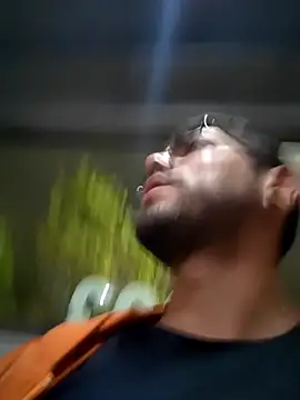 DanteWinter online show from November 14, 2025, 2:21 am