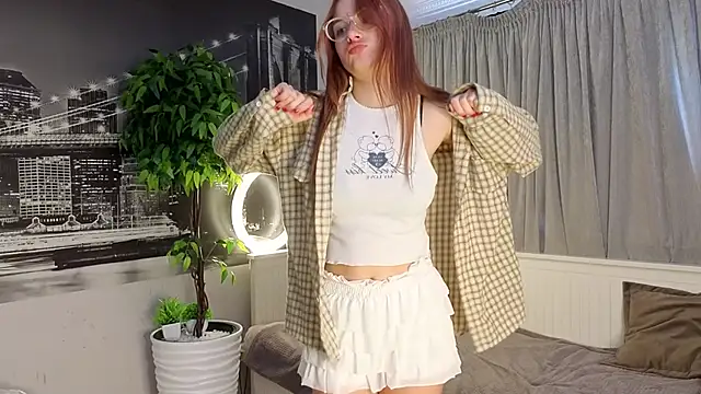 Snapshot of _lollymolly_ chatting on September 14, 2025, 8:35 am lollymolly online show from September 14, 2025, 8:35 am