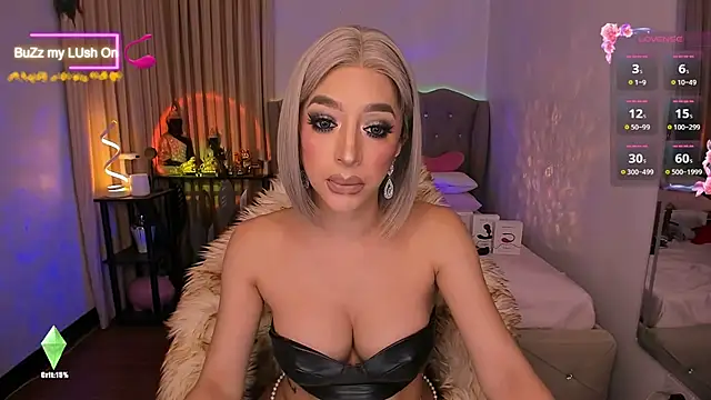 Dream Goddess online show from March 20, 2025, 10:21 am