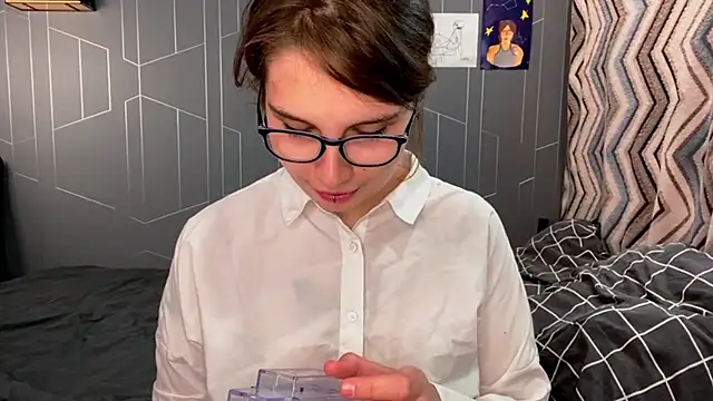 Pinkicookiee online show from September 20, 2025, 3:35 pm