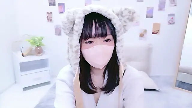 fumika f online show from October 24, 2025, 3:36 am