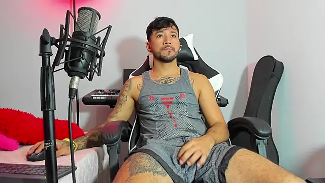 dereck karter online show from December 12, 2024, 11:36 pm