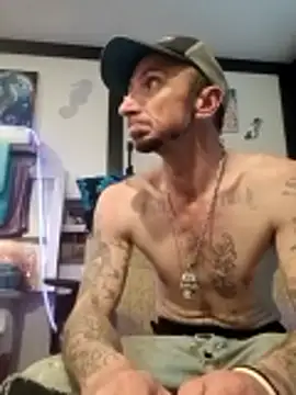 Mrluckstick online show from March 23, 2026, 11:31 pm